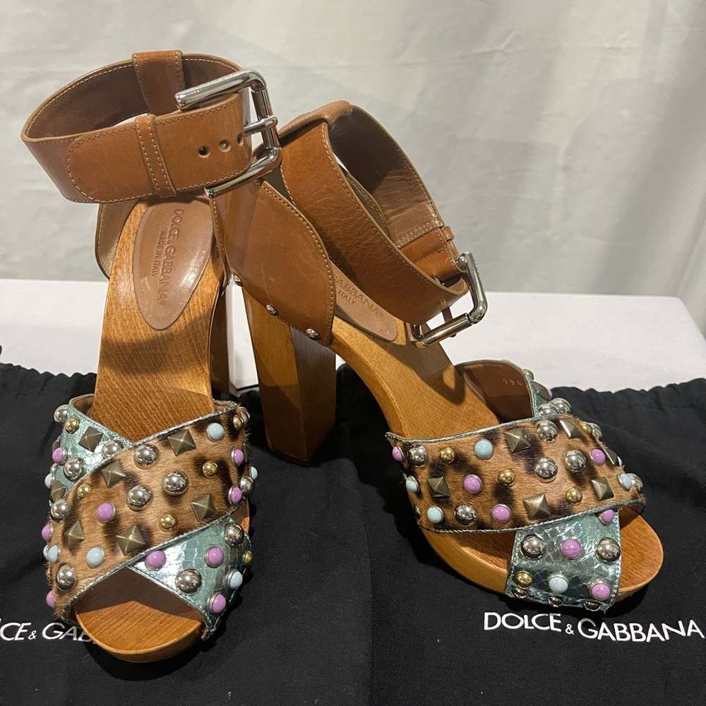 Authentic Dolce & Gabbana Wooden Sandal Size 6